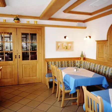 Drei Kronen Hotel